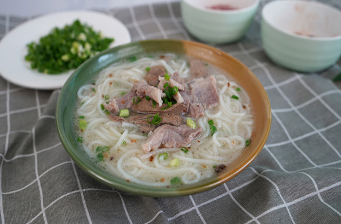 宝丰原味汤粉王培训